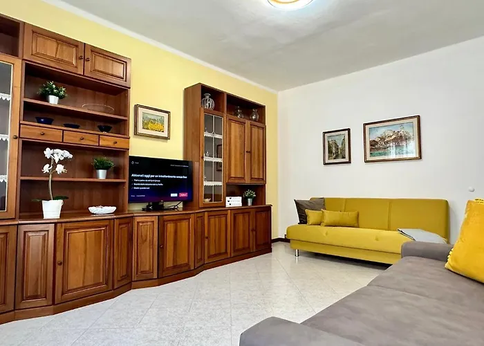 Ninamar Giudecca House